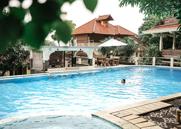 Amed Cafe & Kebun Wayan